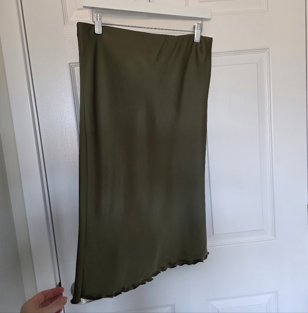 H&M Khaki/Dark Green Pencil Skirt